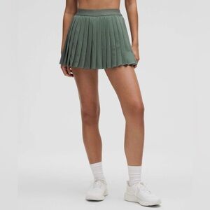 Lululemon High-Rise Pleated Tennis Skirt with built in shorts